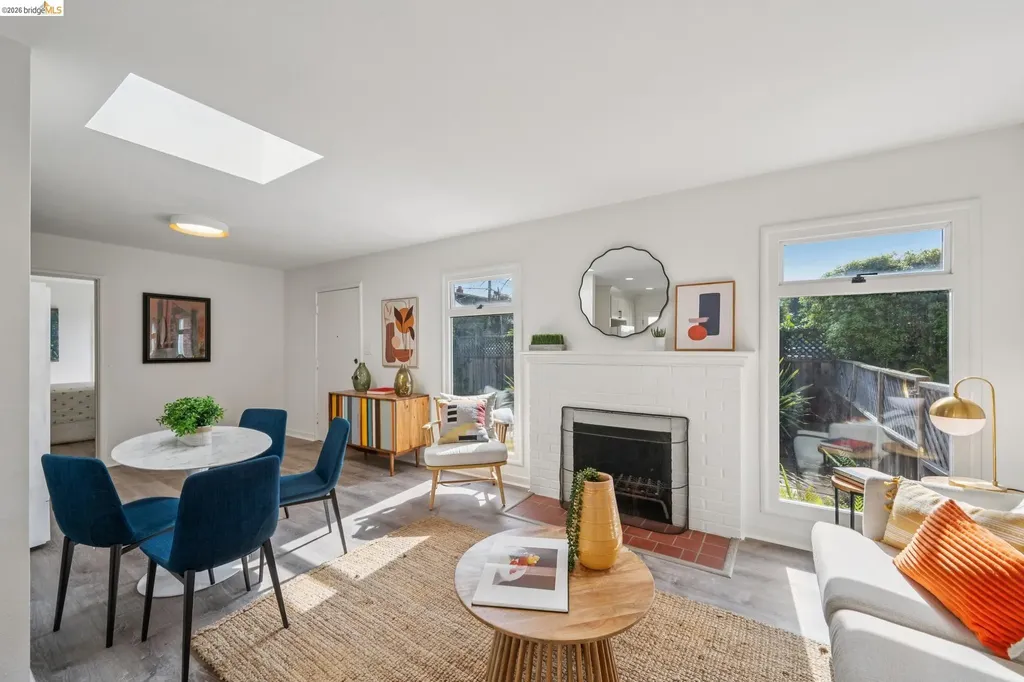 3239 Briggs Avenue Alameda CA 94501