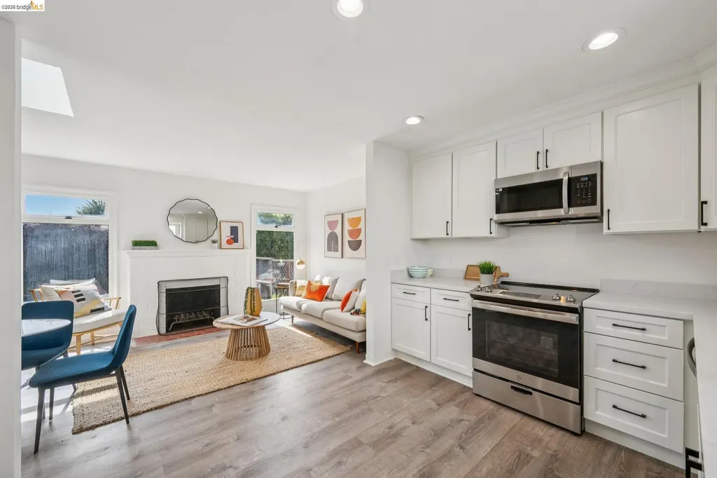 3239 Briggs Avenue Alameda CA 94501