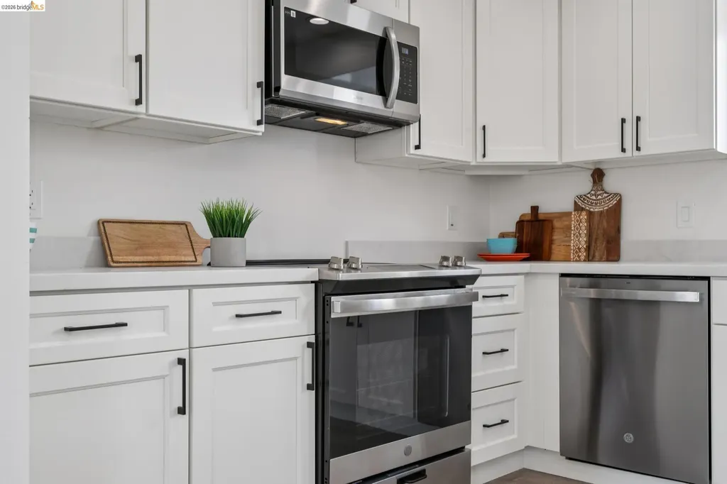 3239 Briggs Avenue Alameda CA 94501