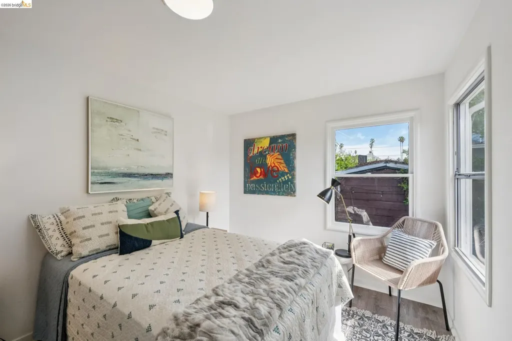 3239 Briggs Avenue Alameda CA 94501