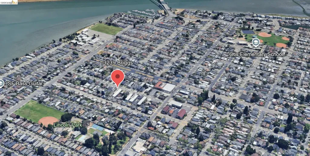 3239 Briggs Avenue Alameda CA 94501