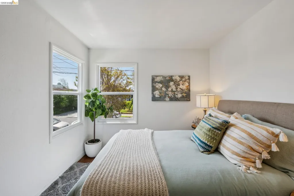 3241 Briggs Avenue Alameda CA 94501