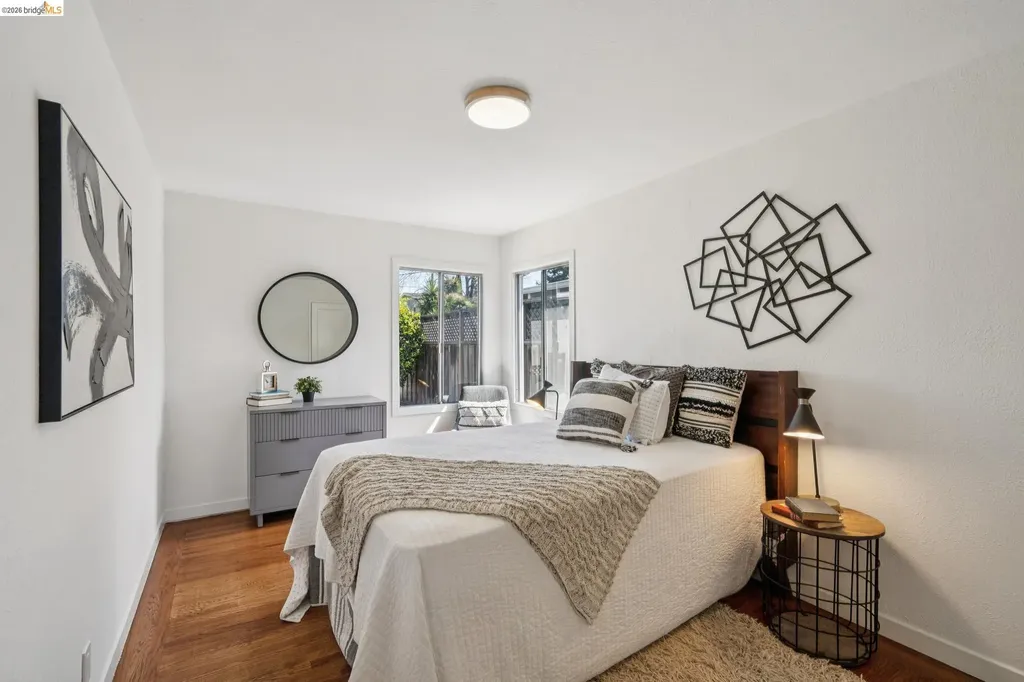 3241 Briggs Avenue Alameda CA 94501