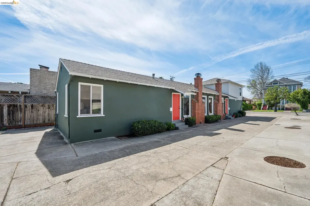 3241 Briggs Avenue Alameda CA 94501