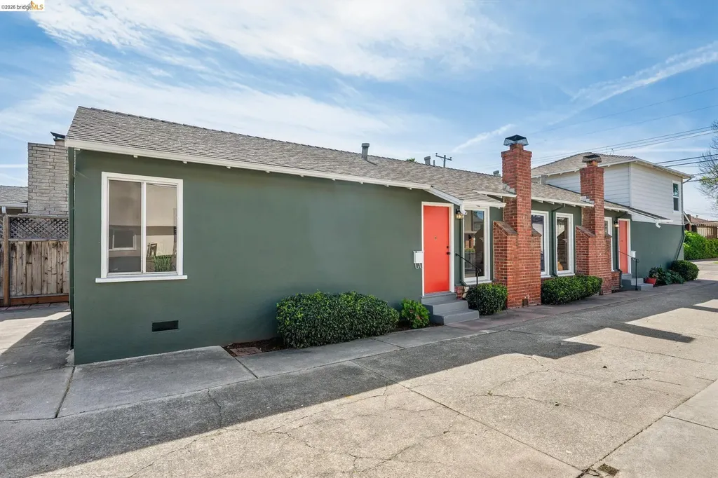 3241 Briggs Avenue Alameda CA 94501