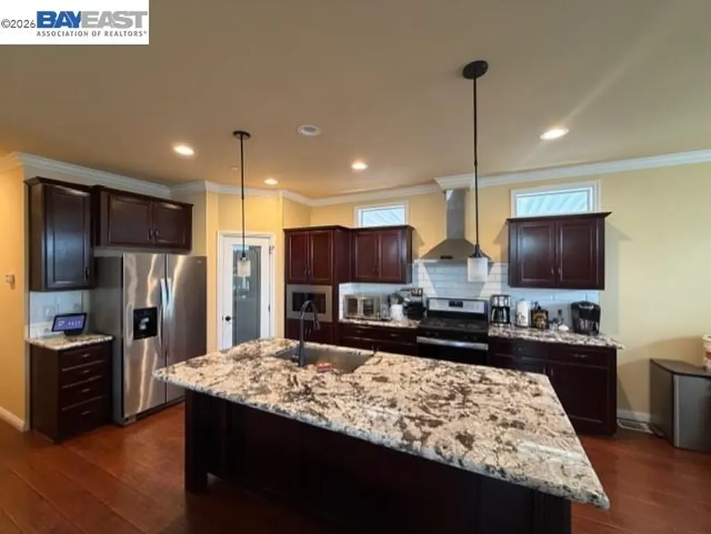 426 Honolulu Circle Union City CA 94587