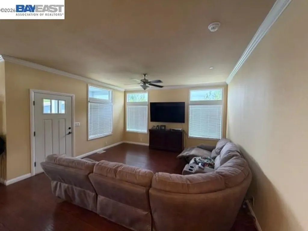 426 Honolulu Circle Union City CA 94587