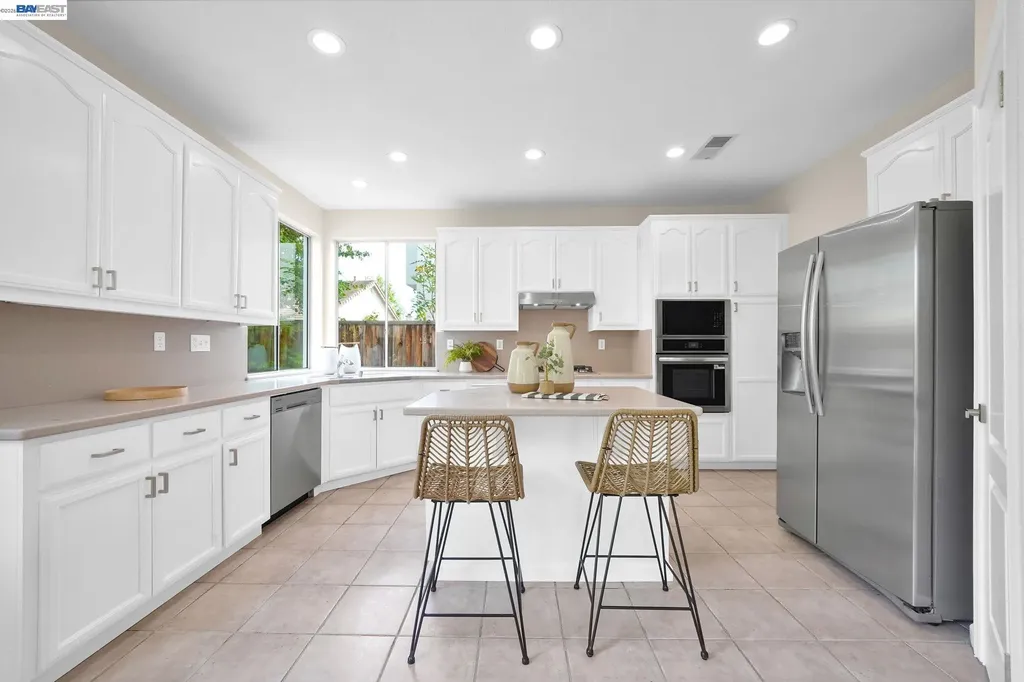 37489 Summer Holly Common Fremont CA 94536