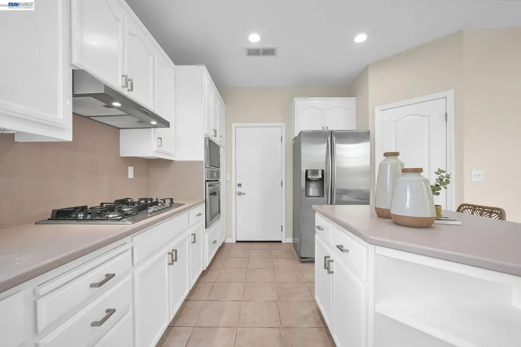 37489 Summer Holly Common Fremont CA 94536