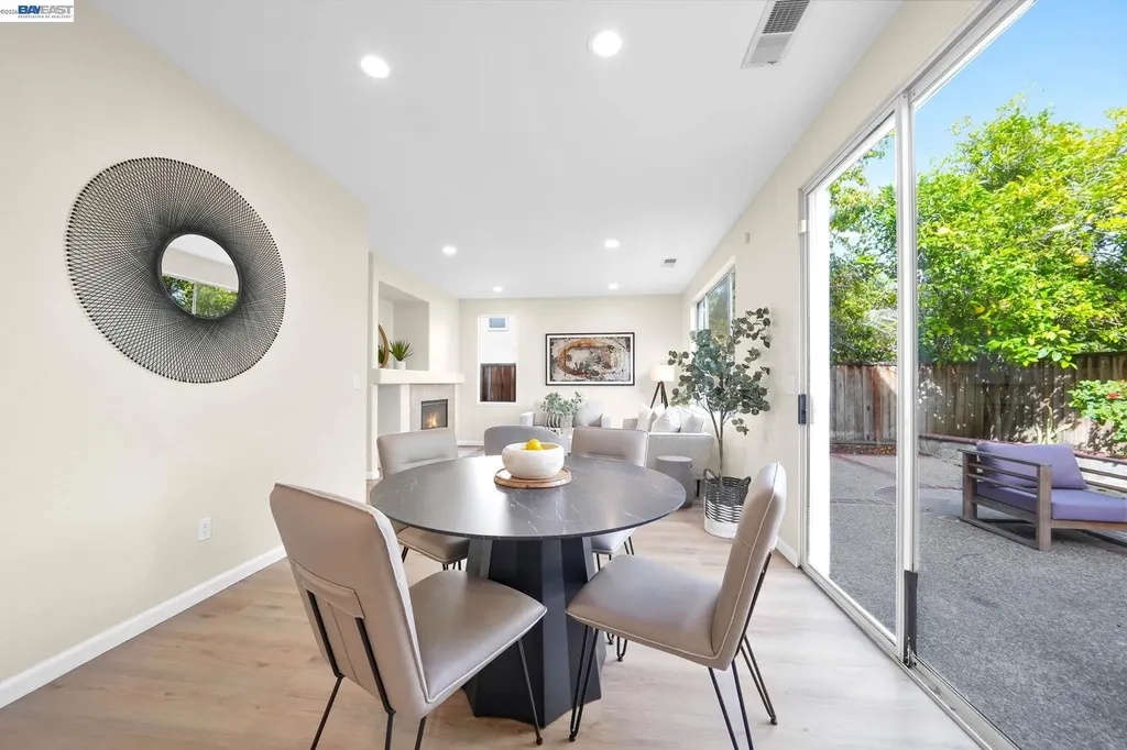 37489 Summer Holly Common Fremont CA 94536