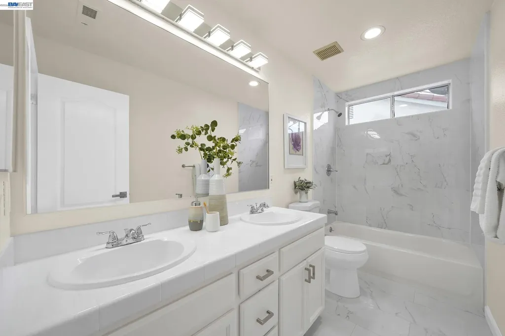 37489 Summer Holly Common Fremont CA 94536