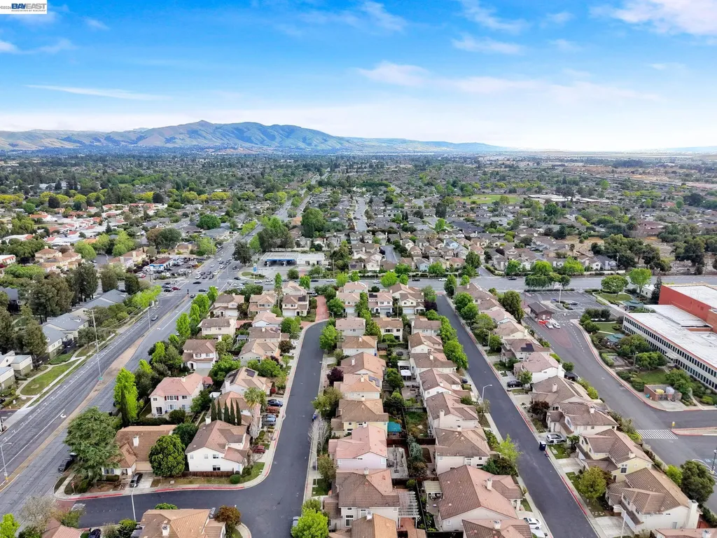 37489 Summer Holly Common Fremont CA 94536