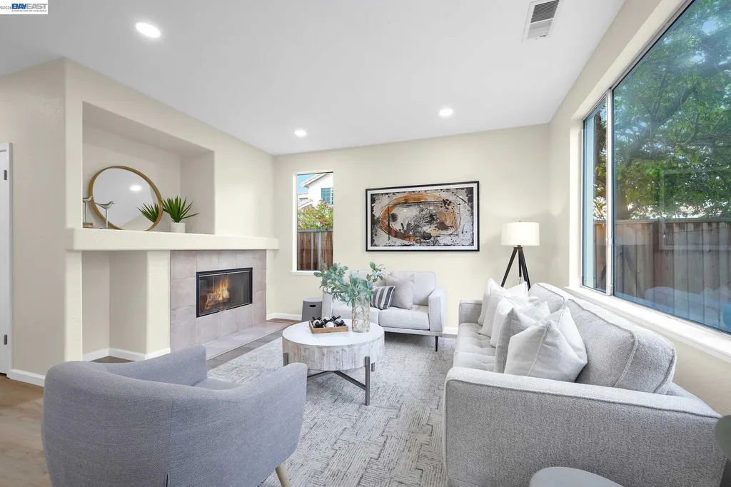 37489 Summer Holly Common Fremont CA 94536
