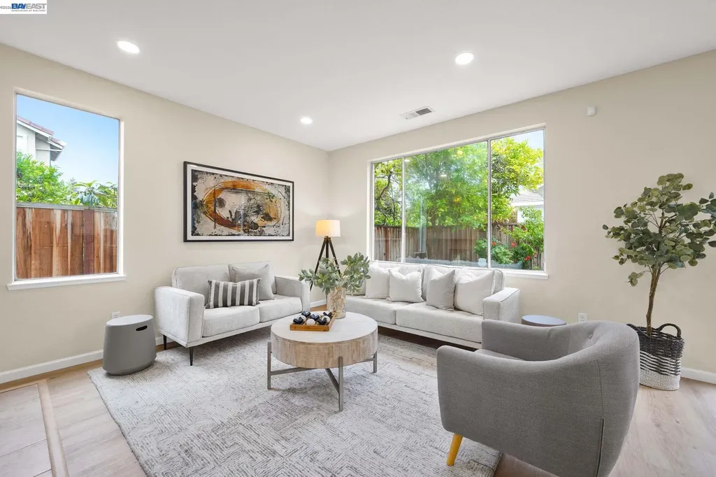 37489 Summer Holly Common Fremont CA 94536