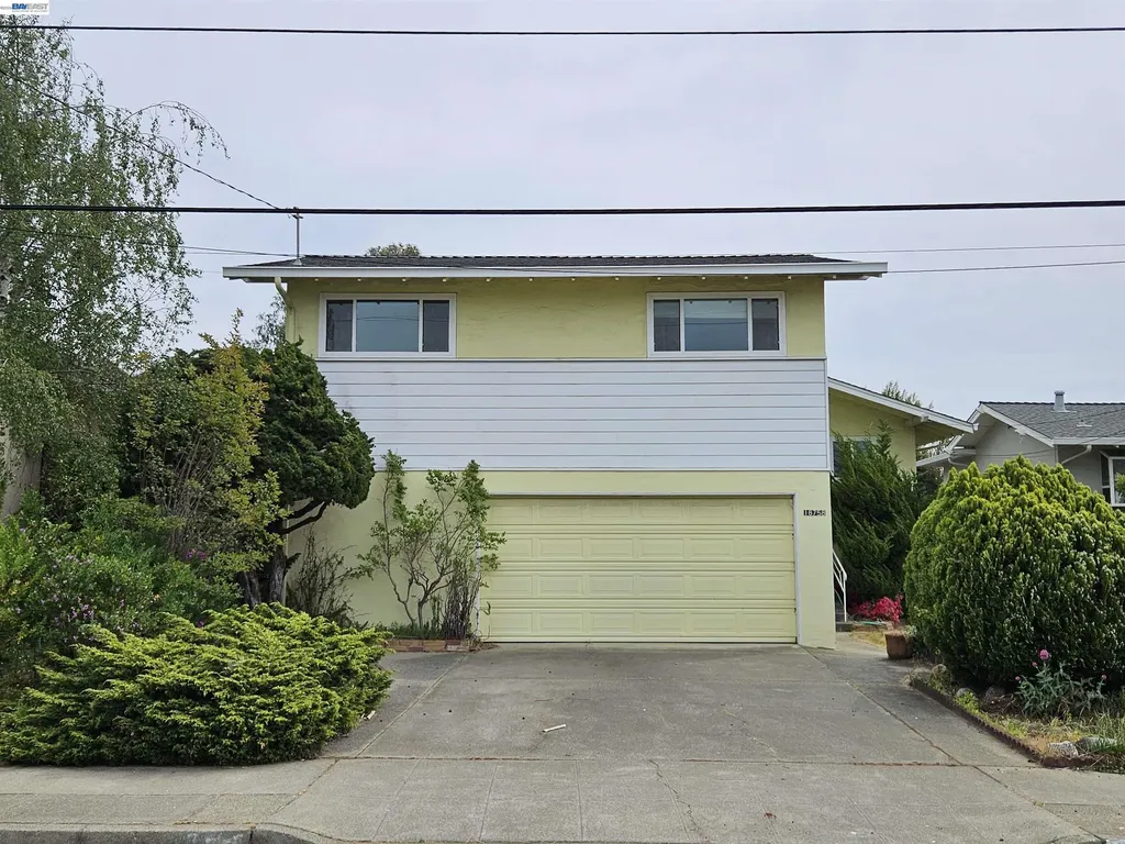 18758 Crane Avenue Castro Valley CA 94546