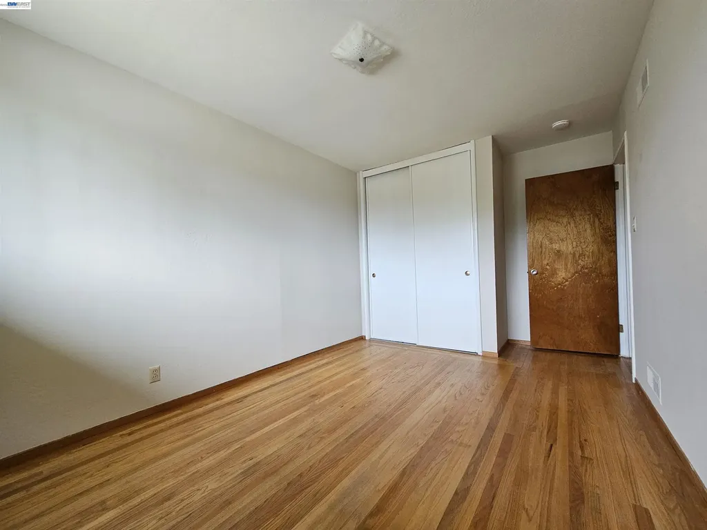 18758 Crane Avenue Castro Valley CA 94546