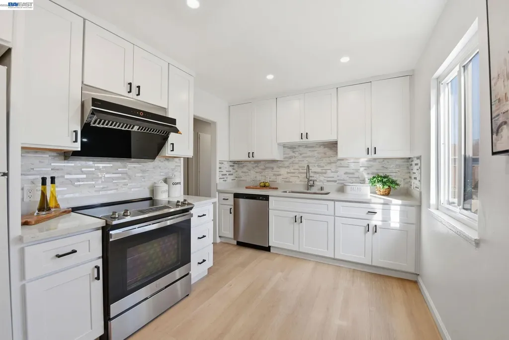 1559 Bandoni Avenue San Lorenzo CA 94580