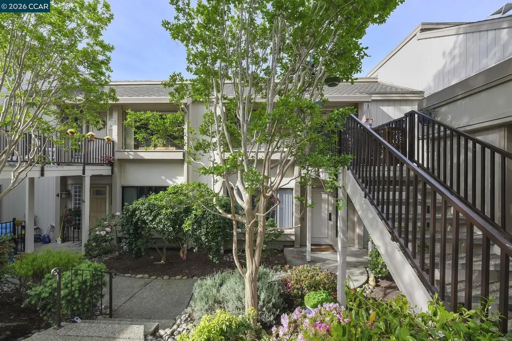 3386 Rossmoor Parkway Walnut Creek CA 94595