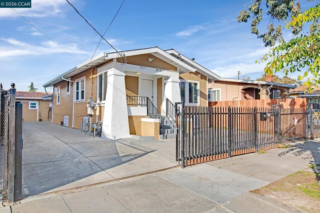 2027 83rd Avenue Oakland CA 94621