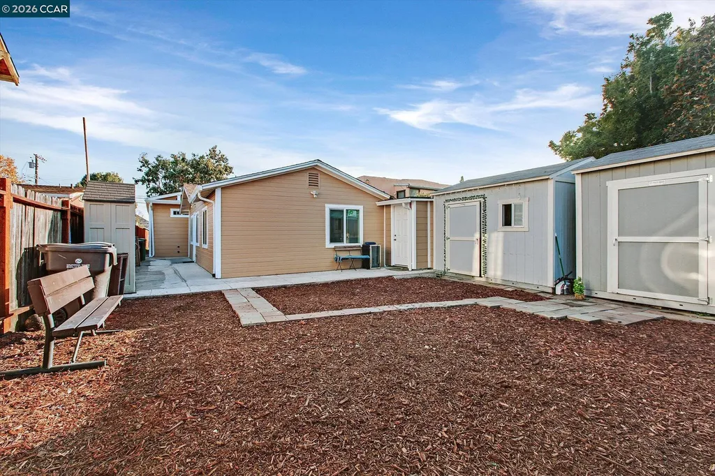 2027 83rd Avenue Oakland CA 94621