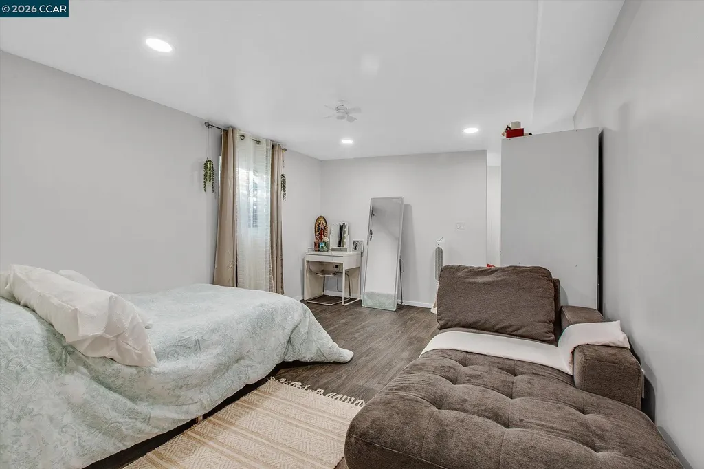 2027 83rd Avenue Oakland CA 94621