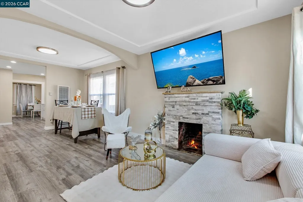 2027 83rd Avenue Oakland CA 94621