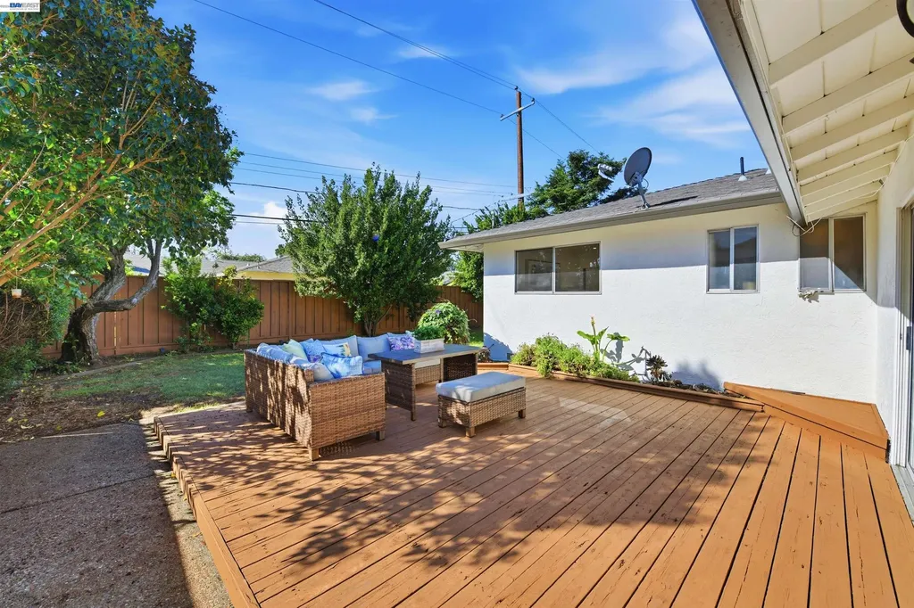 4572 Theresa Avenue Fremont CA 94538