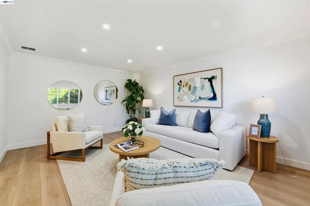 4572 Theresa Avenue Fremont CA 94538