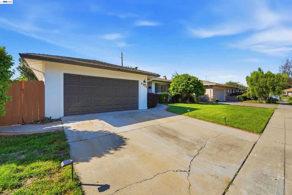 4572 Theresa Avenue Fremont CA 94538