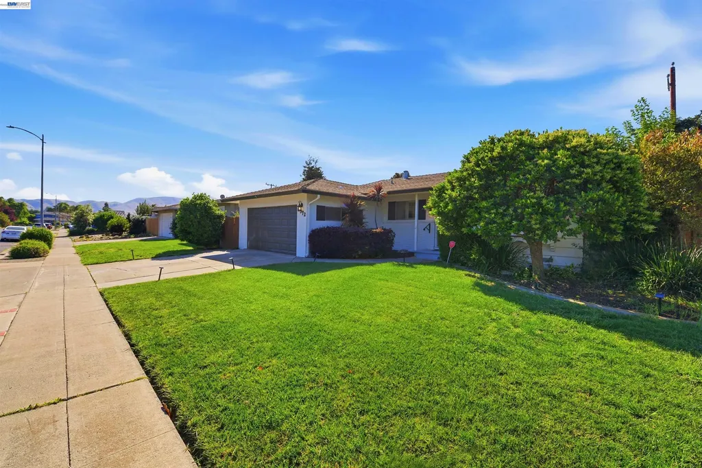 4572 Theresa Avenue Fremont CA 94538