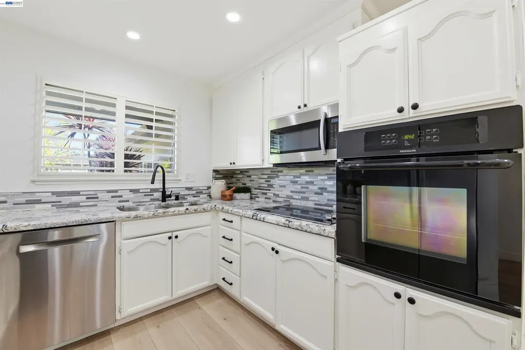 4572 Theresa Avenue Fremont CA 94538