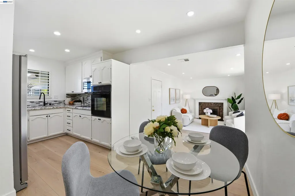 4572 Theresa Avenue Fremont CA 94538