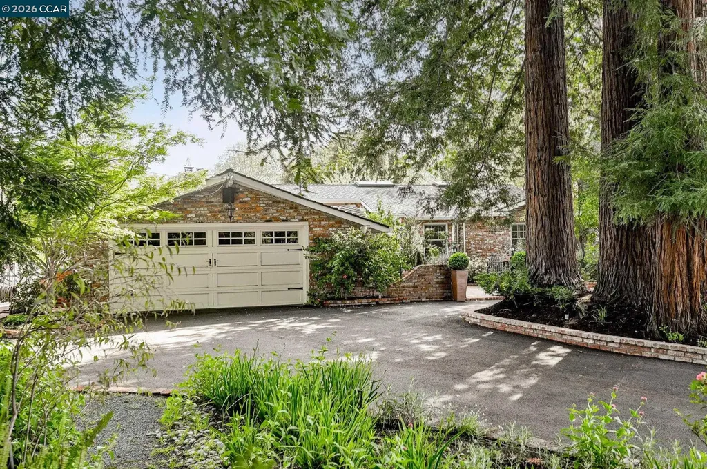 2007 Calle Los Callados Diablo CA 94528