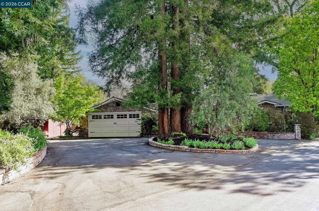 2007 Calle Los Callados Diablo CA 94528