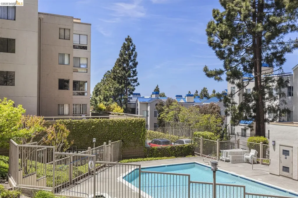 545 Pierce Street Albany CA 94706