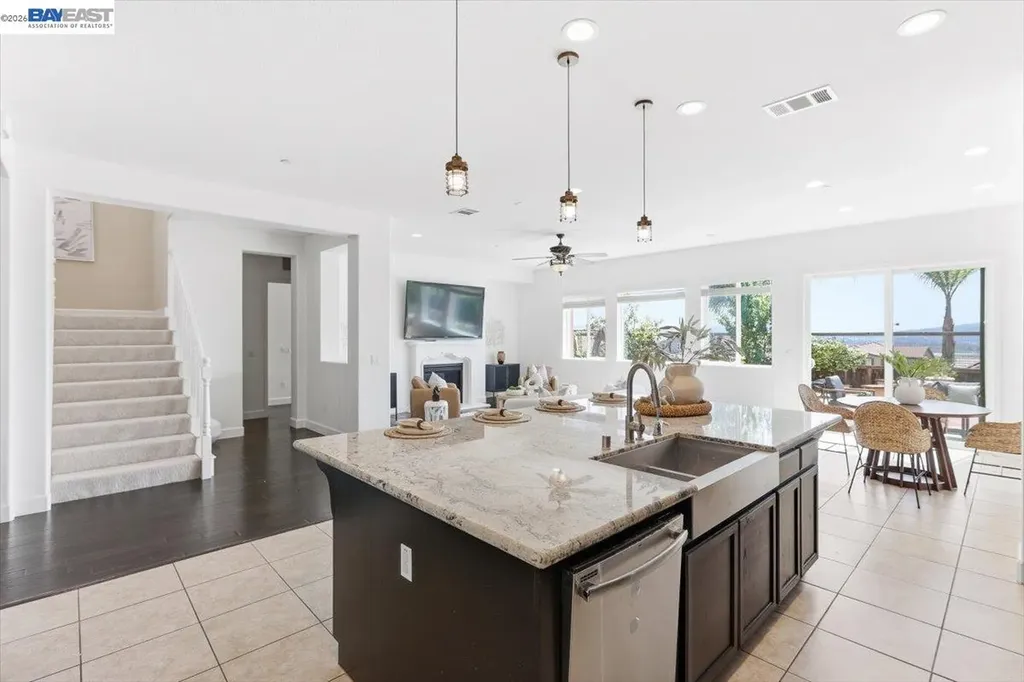 1718 Terracina Drive Dublin CA 94568