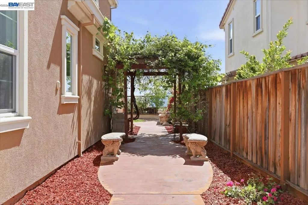 1718 Terracina Drive Dublin CA 94568