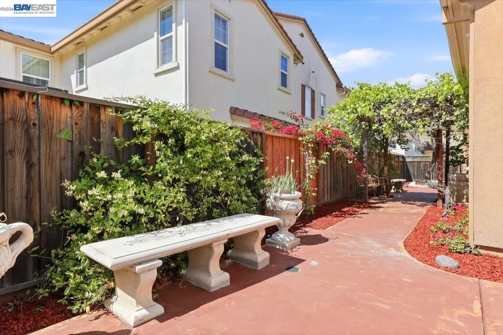 1718 Terracina Drive Dublin CA 94568