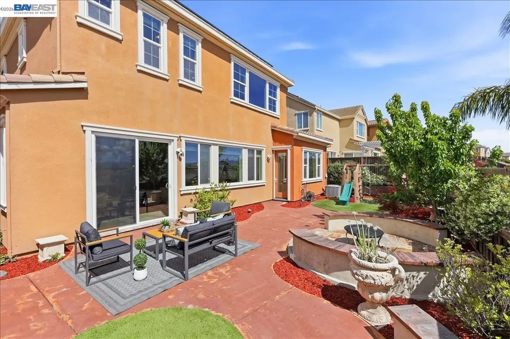 1718 Terracina Drive Dublin CA 94568