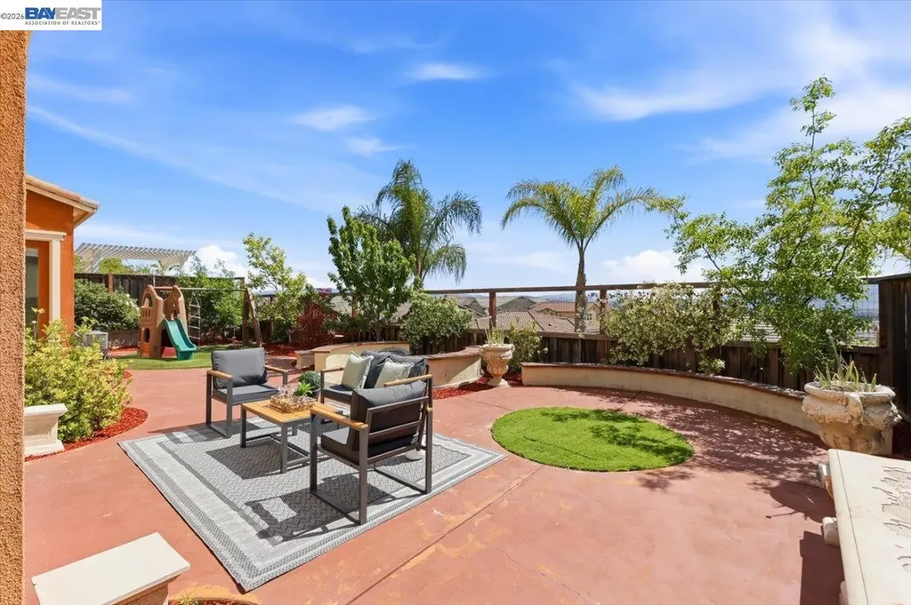 1718 Terracina Drive Dublin CA 94568