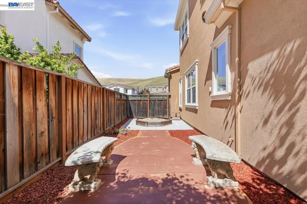 1718 Terracina Drive Dublin CA 94568