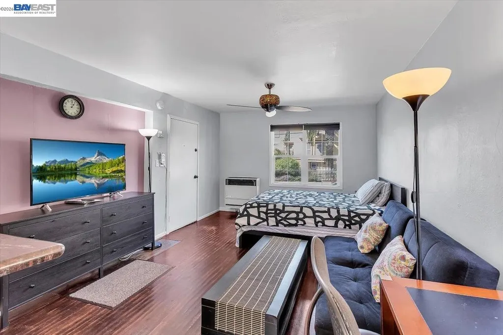3300 Harrison Street Oakland CA 94611