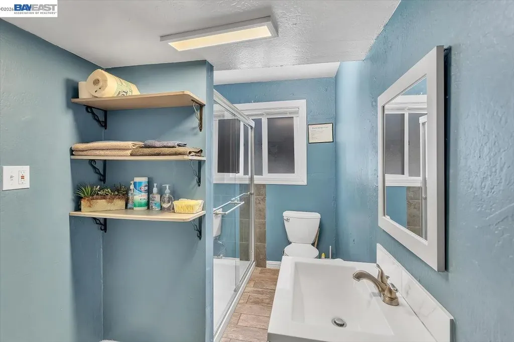 3300 Harrison Street Oakland CA 94611