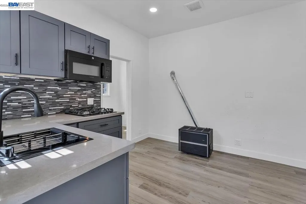 3300 Harrison Street Oakland CA 94611
