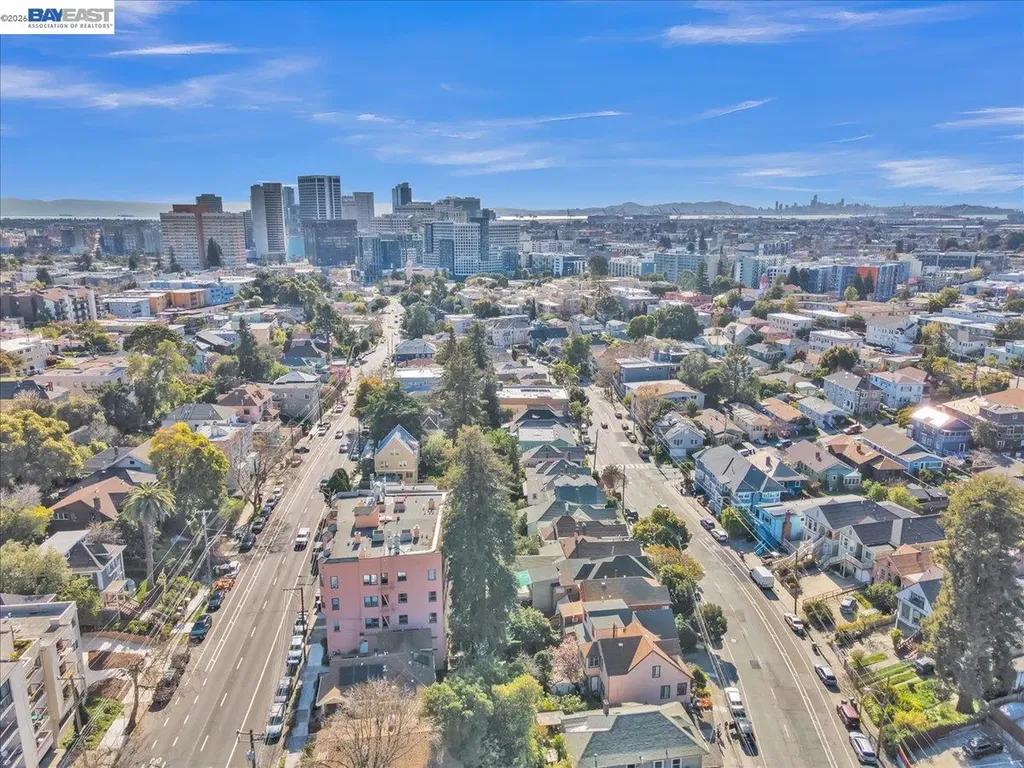 3300 Harrison Street Oakland CA 94611