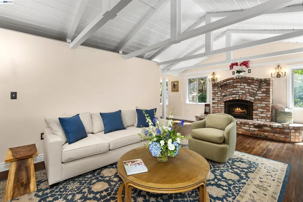 2323 Kilkare Sunol CA 94586