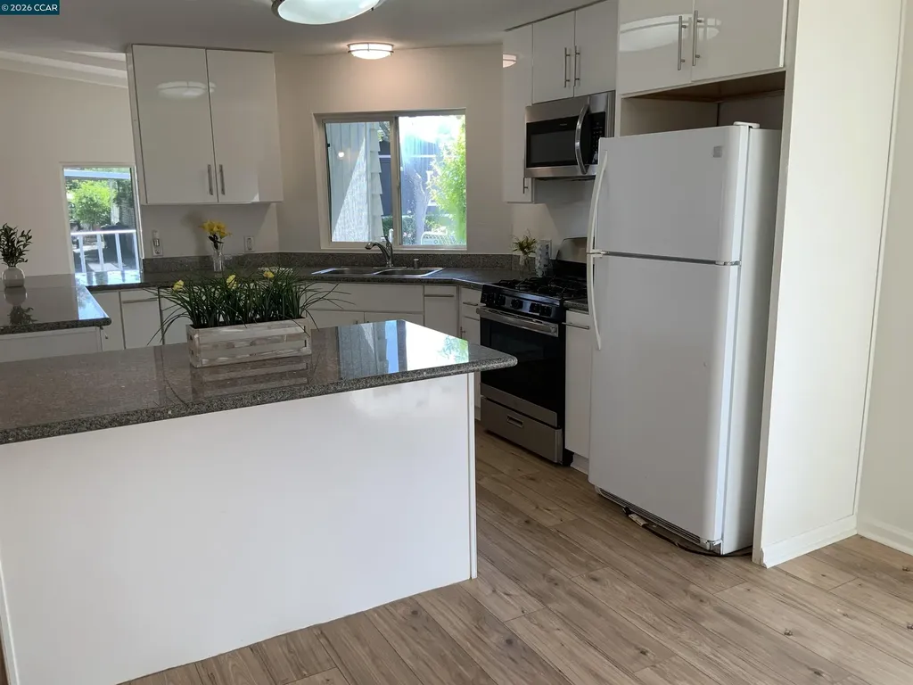 140 Shannon Pittsburg CA 94565