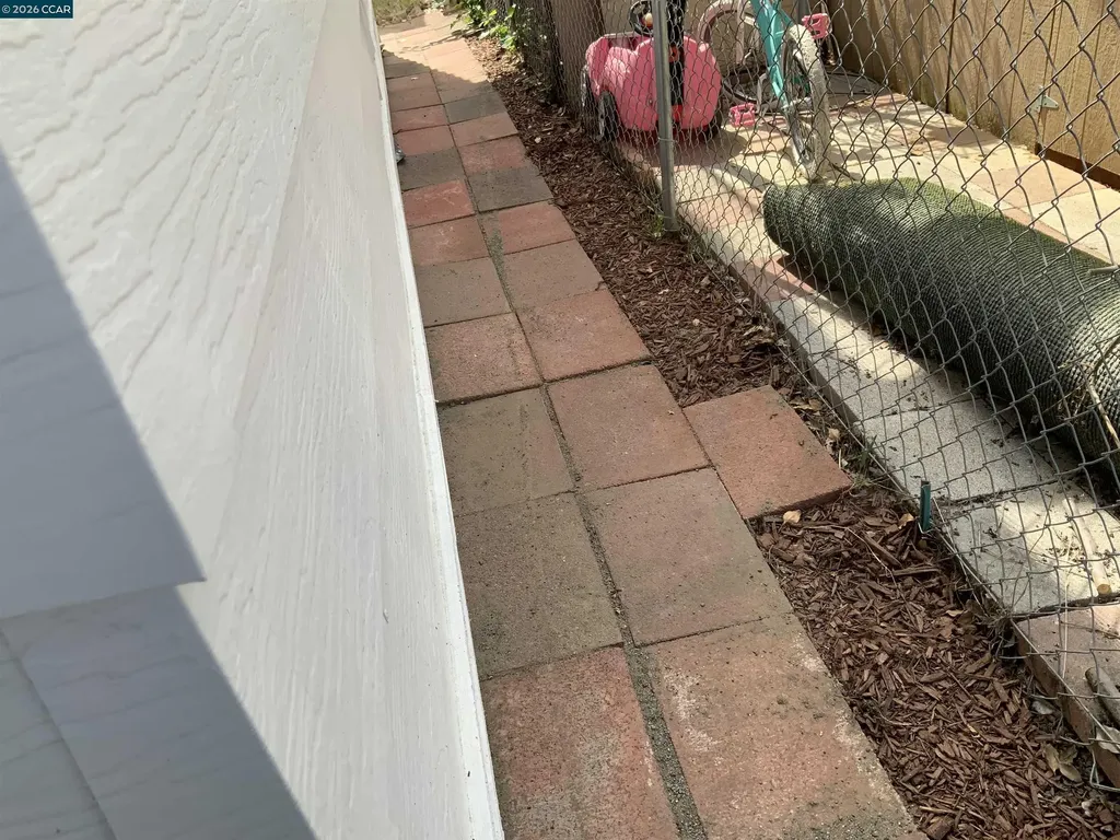 140 Shannon Pittsburg CA 94565