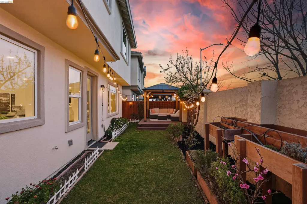 2525 Modena Drive Pittsburg CA 94565
