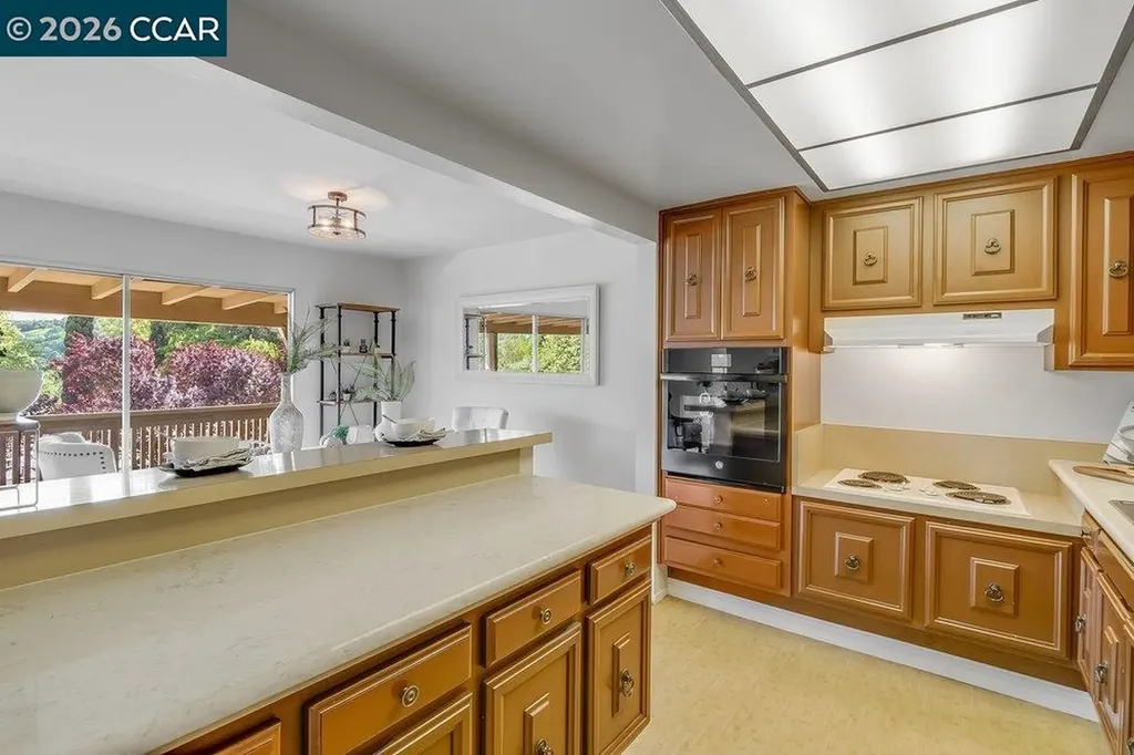 2801 Golden Rain Road Walnut Creek CA 94595